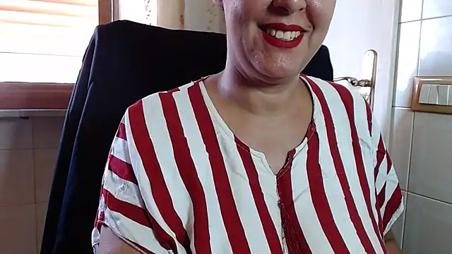 Foxlady2271 online show from 05-27-26, 08:55