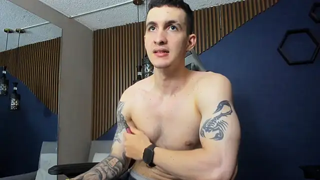 JacksonOlsenn online show from 02-06-25, 06:24