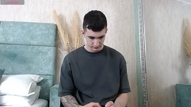 JacksonOlsenn online show from 03-20-25, 03:45