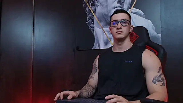 JacksonOlsenn online show from 09-30-25, 08:47