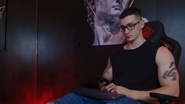 JacksonOlsenn online show from 10-17-25, 08:55