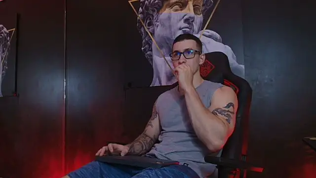 JacksonOlsenn online show from 10-21-25, 08:42