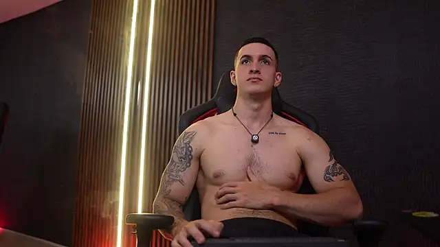 JacksonOlsenn online show from 03-10-26, 08:58