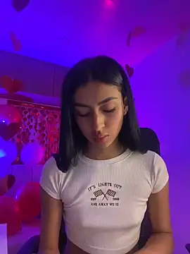 maddy bronw  online show from 02-07-25, 11:24