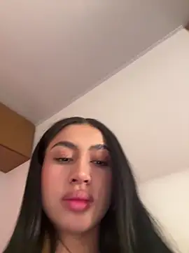 maddy bronw  online show from 09-25-25, 10:24