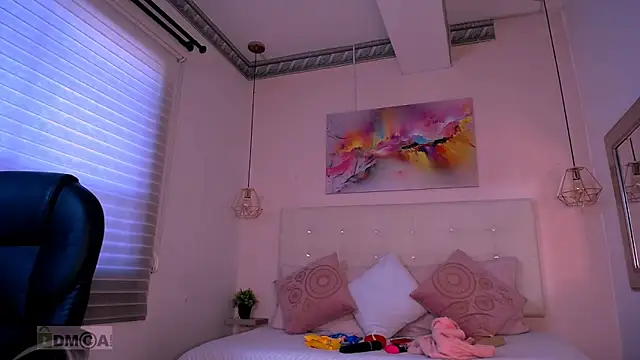 Cristal  adams online show from 01-13-25, 06:49