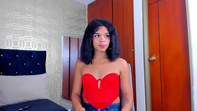 evelyn wine online show from 03-11-25, 02:51