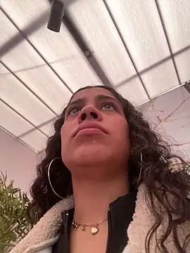 NINA 18 YEARS online show from 10-22-25, 06:51