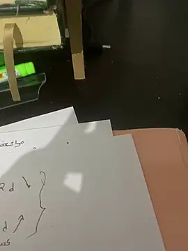 Snapshot of alex-riadh chatting on 01-08-25, 10:04 alex-riadh online show from 01-08-25, 10:04