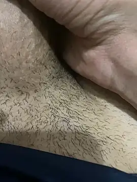 Snapshot of alex-riadh chatting on 01-30-25, 06:43 alex-riadh online show from 01-30-25, 06:43