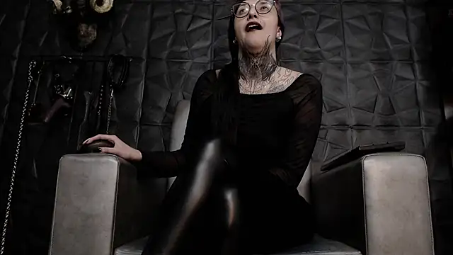 Agata Darkness online show from 07-04-26, 11:33