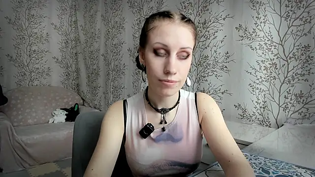 Mary0Lou online show from 02-11-26, 07:35