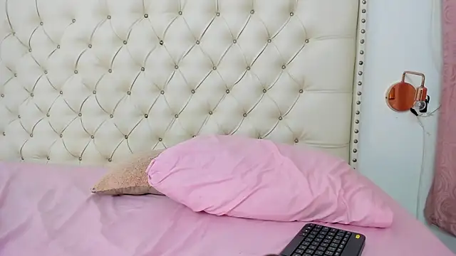 Kim Eli online show from 02-05-25, 10:55