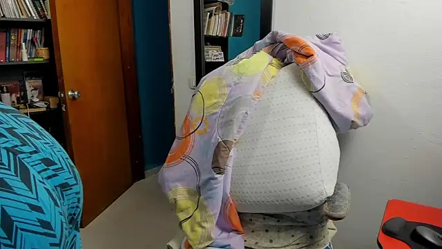 peanut tangerine online show from 11-26-25, 11:06