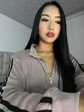 Snapshot of SOPHIACANDY19_ chatting on 07-01-26, 12:45 SOPHIACANDY19 online show from 07-01-26, 12:45