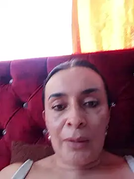 Samantha Sullivan  online show from 05-26-26, 09:22
