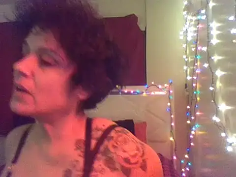 lachulalarubie online show from 01-20-25, 06:42