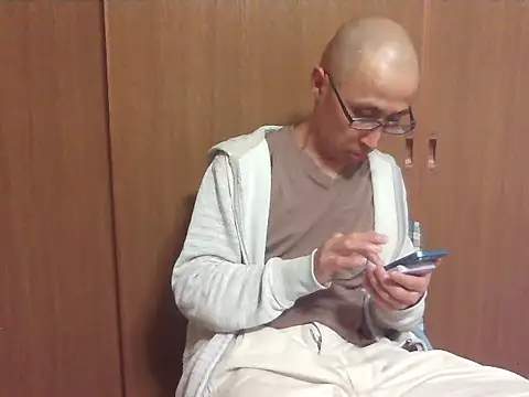 Snapshot of inukeno1031 chatting on 03-31-26, 01:11 inukeno1031 online show from 03-31-26, 01:11