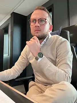 thehornyguy97 online show from 04-28-26, 05:45