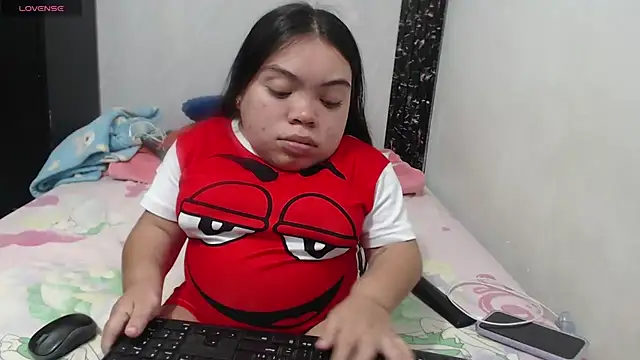 Michelle Brooks online show from 04-26-26, 05:49