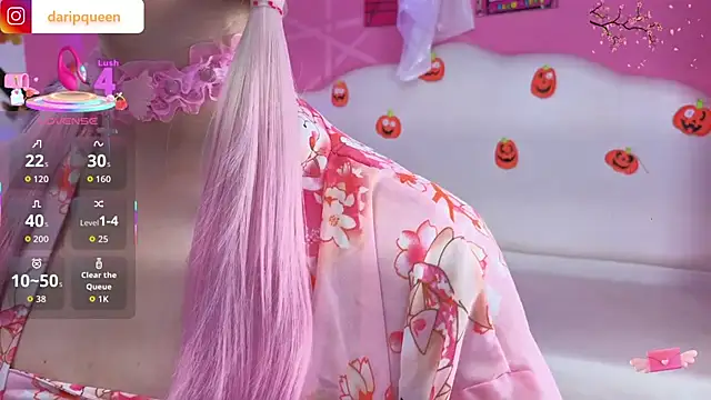 DaripQueen online show from 10-27-25, 02:43