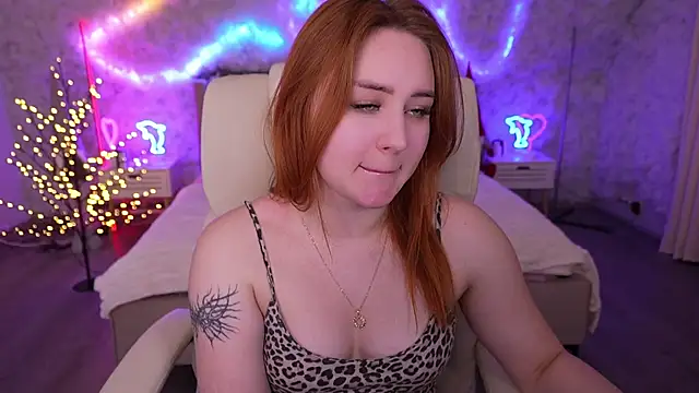 LovelyBell online show from 01-28-25, 06:38