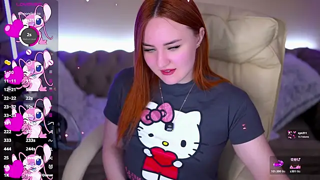 Snapshot of LovelyBell chatting on 04-28-26, 06:18 LovelyBell online show from 04-28-26, 06:18