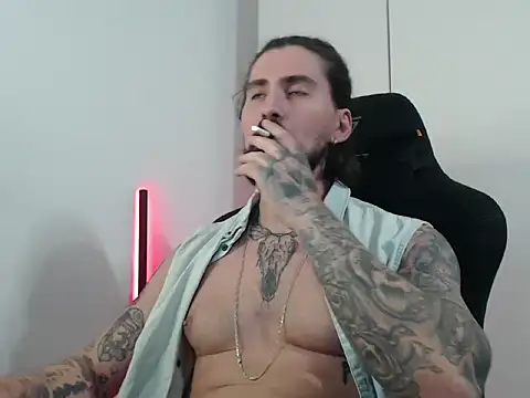 MateoHunk online show from 10-06-25, 01:52