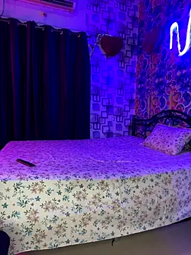 Hot royalbhabhi online show from 10-27-25, 02:54