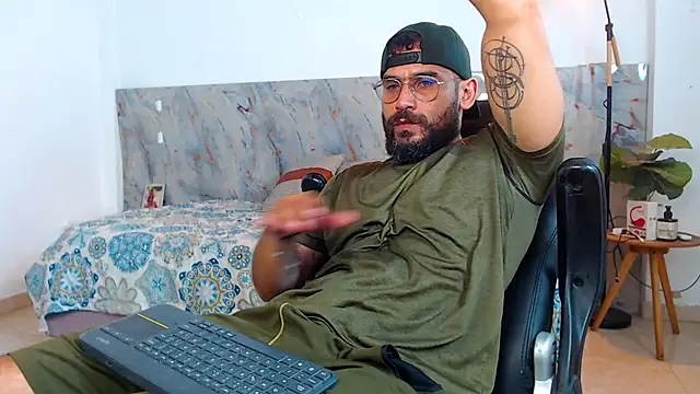 hanz col online show from 11-26-25, 02:23