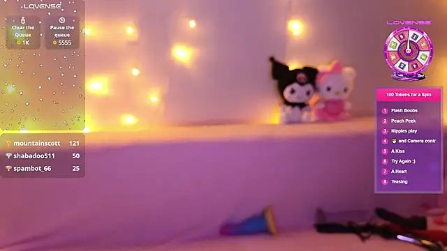 Snapshot of emili_blanc chatting on 12-23-24, 02:28 emili blanc online show from 12-23-24, 02:28