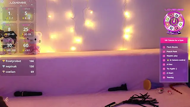 Snapshot of emili_blanc chatting on 12-25-24, 02:34 emili blanc online show from 12-25-24, 02:34