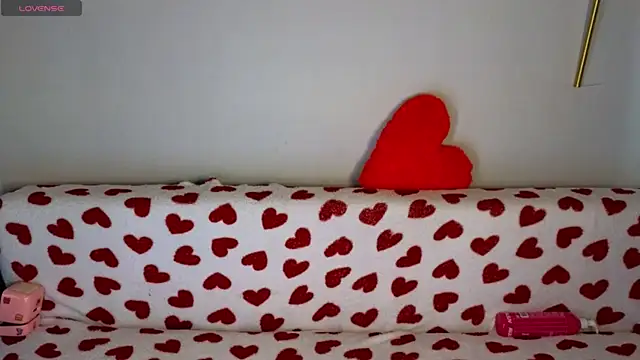 Snapshot of emili_blanc chatting on 03-22-25, 02:37 emili blanc online show from 03-22-25, 02:37