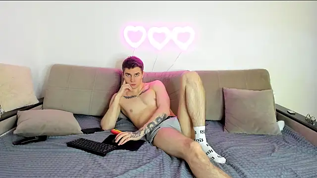 Ian Connery online show from 02-05-25, 05:31