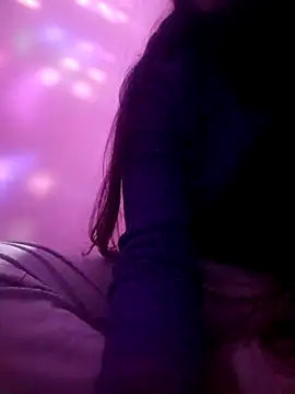 Snapshot of Hotty-queen chatting on 11-17-25, 12:22 Hotty-queen online show from 11-17-25, 12:22