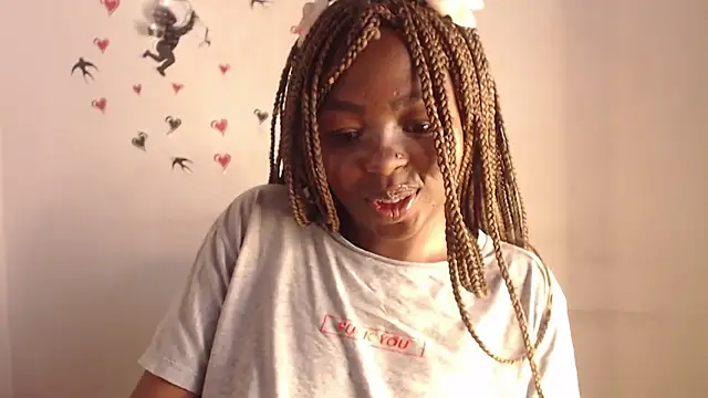  Zooee online show from 07-18-26, 04:11