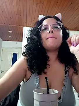 babyluna939 online show from 11-16-25, 12:16