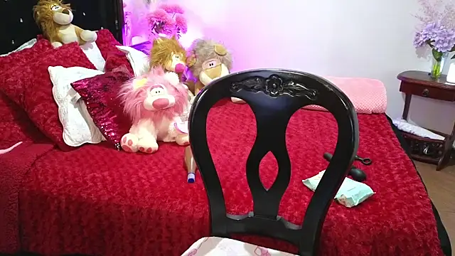 scarletteowens online show from 12-04-24, 09:29