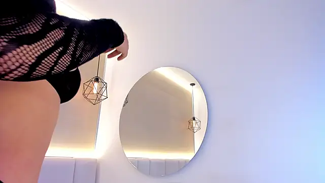 valerysantos  online show from 03-26-26, 12:22