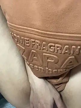 Snapshot of Boi_Boi2x chatting on 03-12-25, 05:46 Boi Boi2x online show from 03-12-25, 05:46