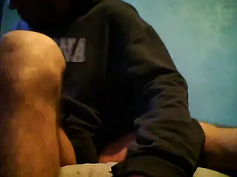 Snapshot of Vago745 chatting on 12-10-24, 09:00 Vago745 online show from 12-10-24, 09:00