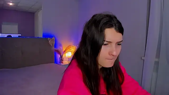 Laura Leee online show from 03-16-26, 06:17