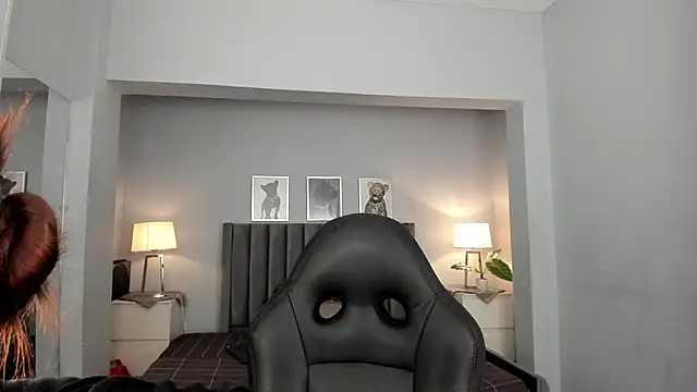 Madie  collins online show from 09-10-25, 10:37