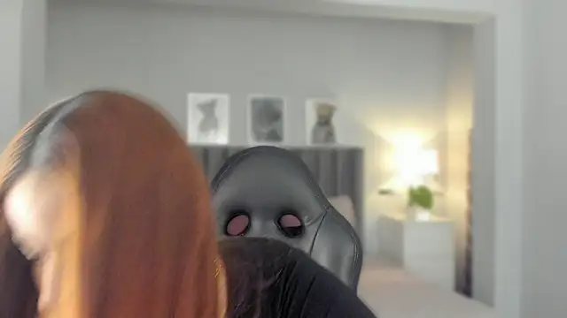 Madie  collins online show from 10-29-25, 11:45