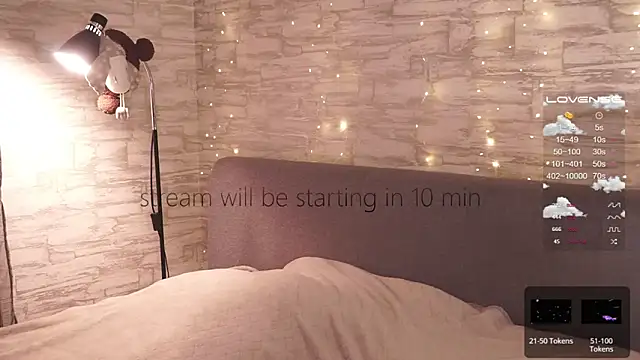 Snapshot of ___art chatting on 12-10-24, 05:33 art online show from 12-10-24, 05:33