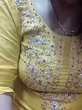Urmila bhabhii online show from 01-24-25, 02:08