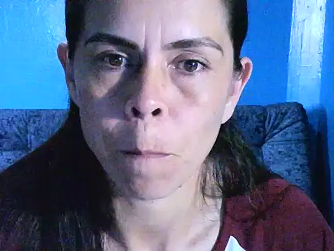 Snapshot of Marilyn_xxxx chatting on 12-18-24, 06:35 Marilyn xxxx online show from 12-18-24, 06:35