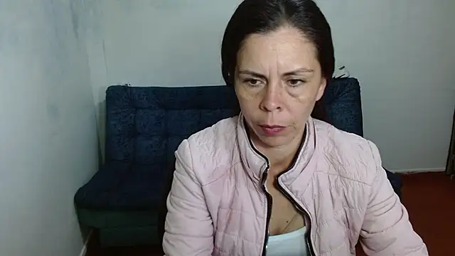 Snapshot of Marilyn_xxxx chatting on 09-23-25, 07:17 Marilyn xxxx online show from 09-23-25, 07:17