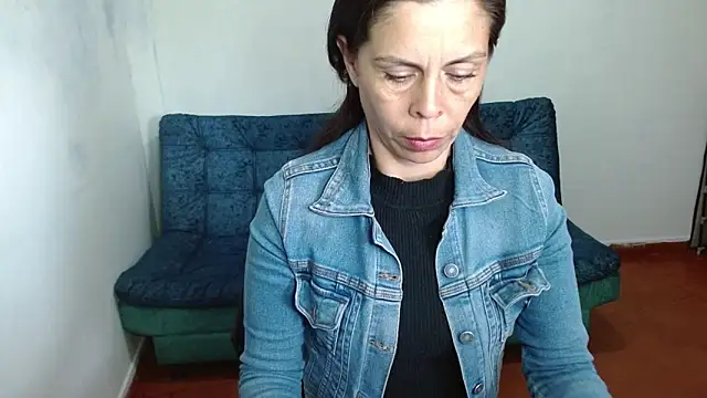 Snapshot of Marilyn_xxxx chatting on 10-03-25, 06:38 Marilyn xxxx online show from 10-03-25, 06:38