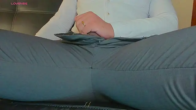 MrLonely02 online show from 12-14-24, 12:01